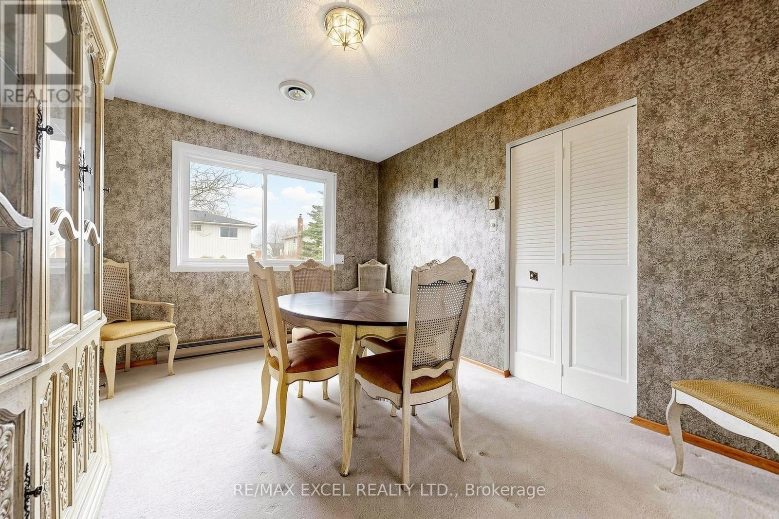 












30 WAKEFIELD CRESCENT

,
Toronto (L'Amoreaux),




Ontario
M1W2C2

