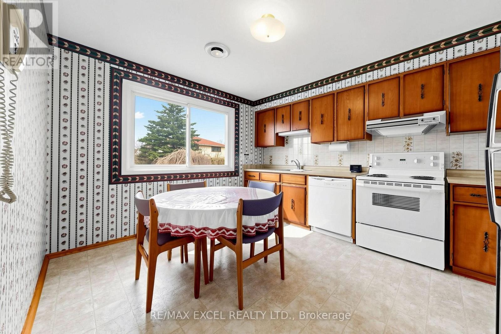 












30 WAKEFIELD CRESCENT

,
Toronto (L'Amoreaux),




Ontario
M1W2C2

