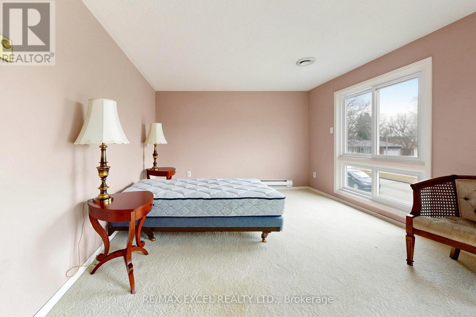 












30 WAKEFIELD CRESCENT

,
Toronto (L'Amoreaux),




Ontario
M1W2C2

