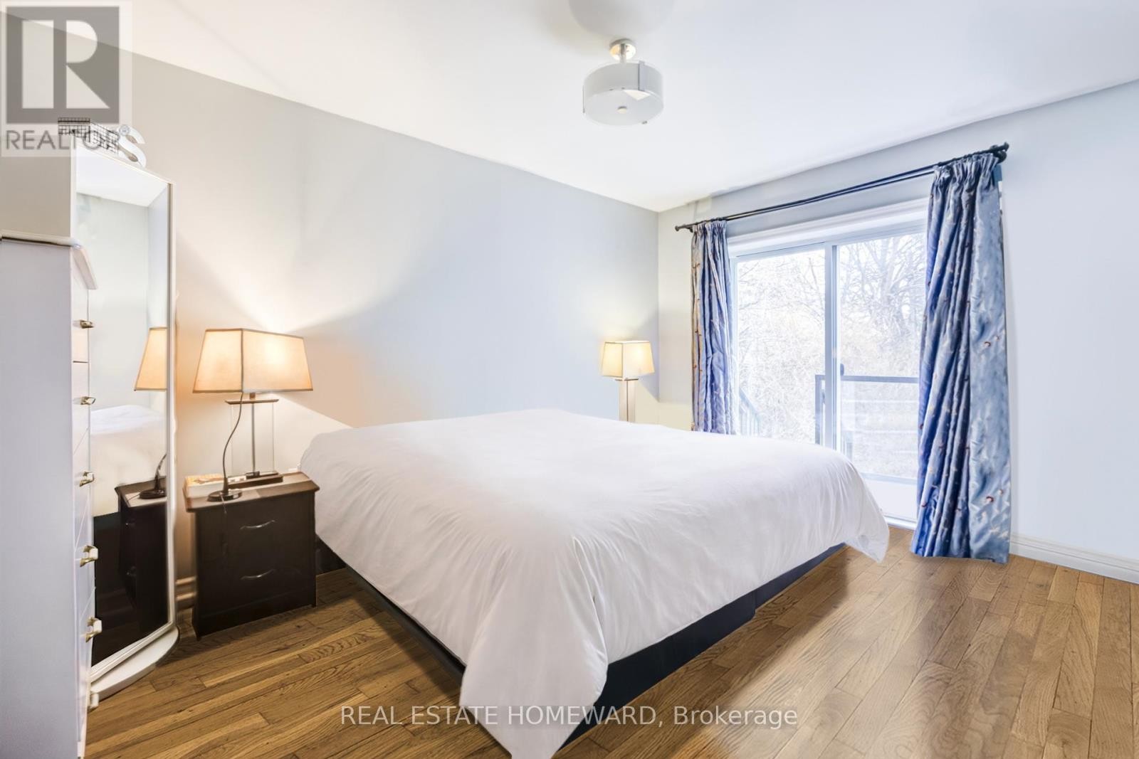 












4 MOORECROFT CRESCENT

,
Toronto (Ionview),




Ontario
M1K3V1

