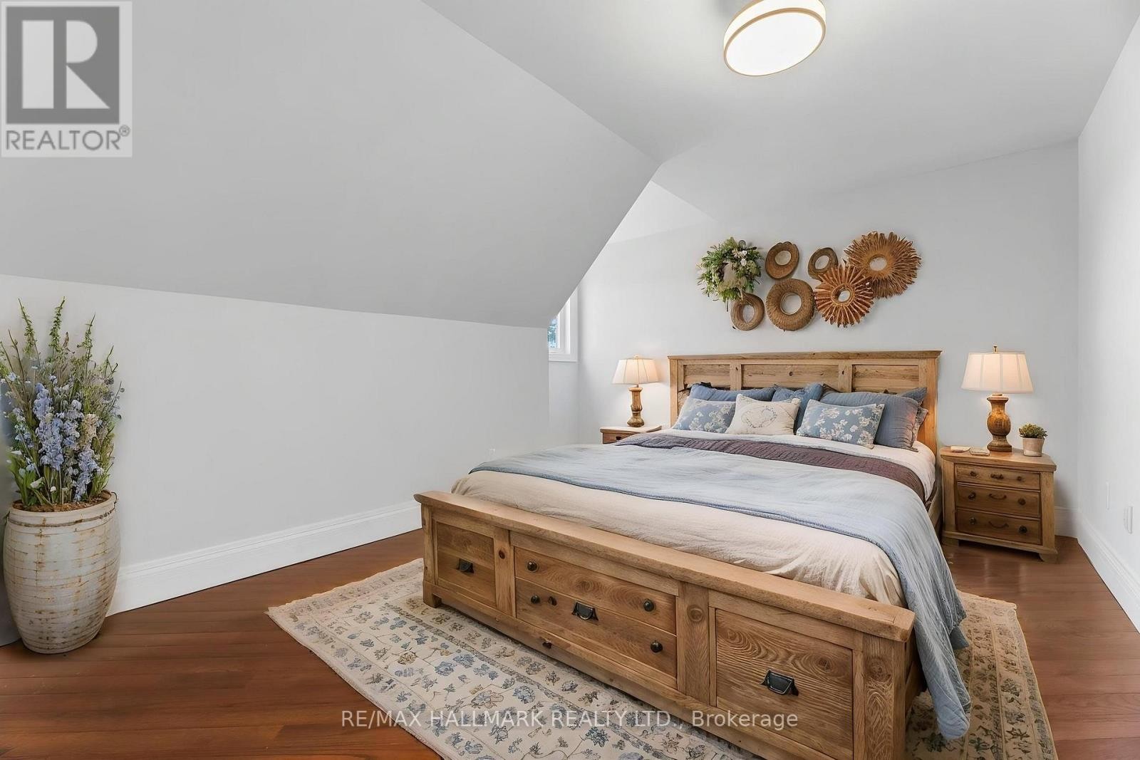 












5038 THORNTON ROAD N

,
Oshawa,




Ontario
L1H7K4

