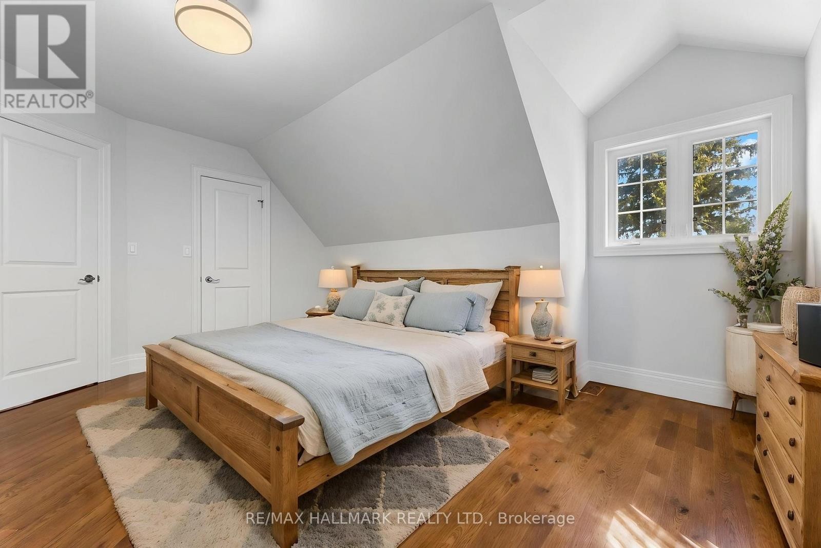 












5038 THORNTON ROAD N

,
Oshawa,




Ontario
L1H7K4

