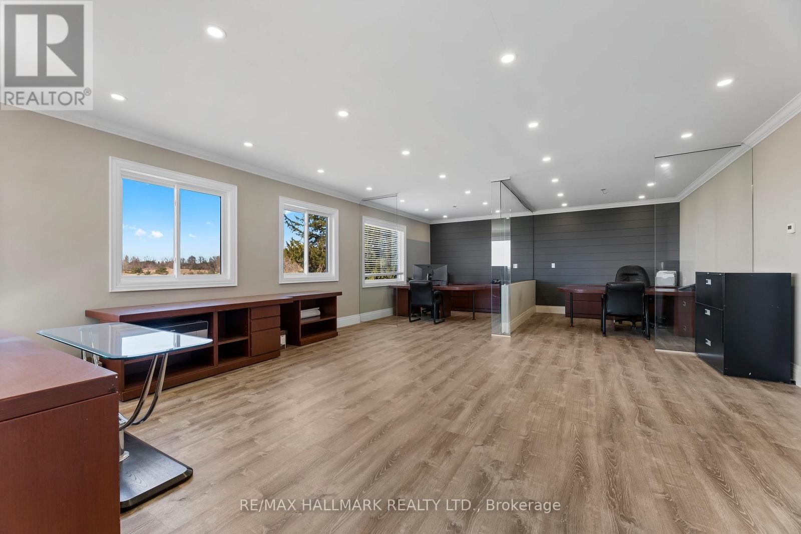












5038 THORNTON ROAD N

,
Oshawa,




Ontario
L1H7K4

