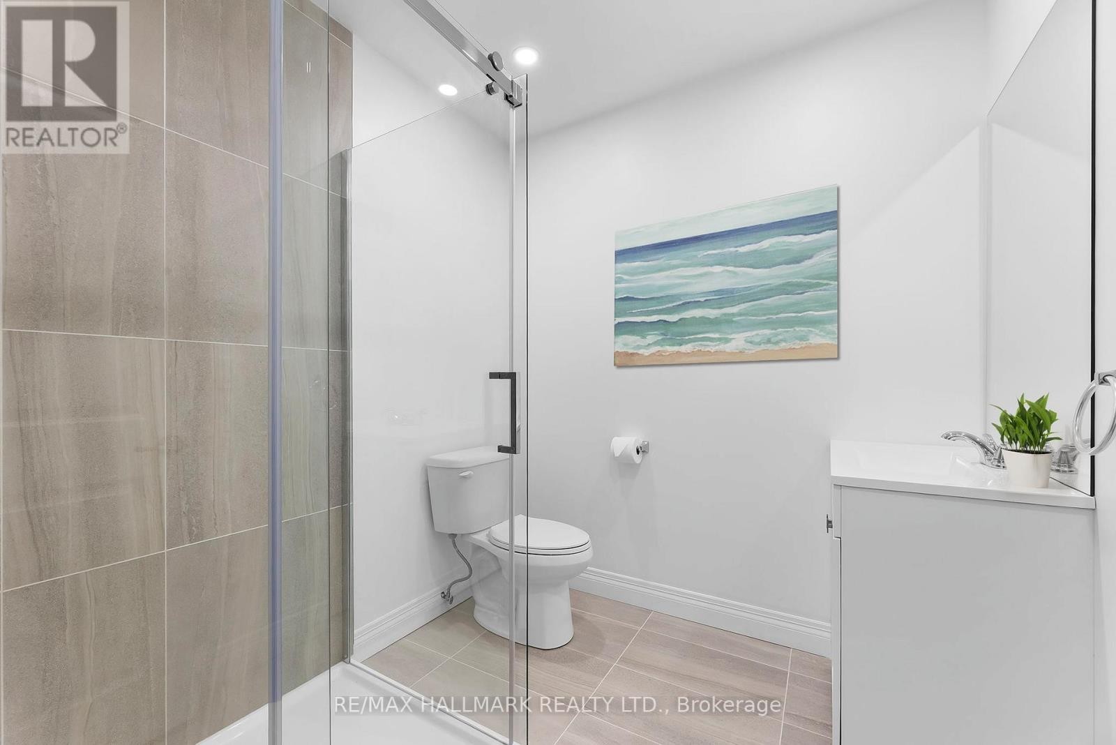 












5038 THORNTON ROAD N

,
Oshawa,




Ontario
L1H7K4

