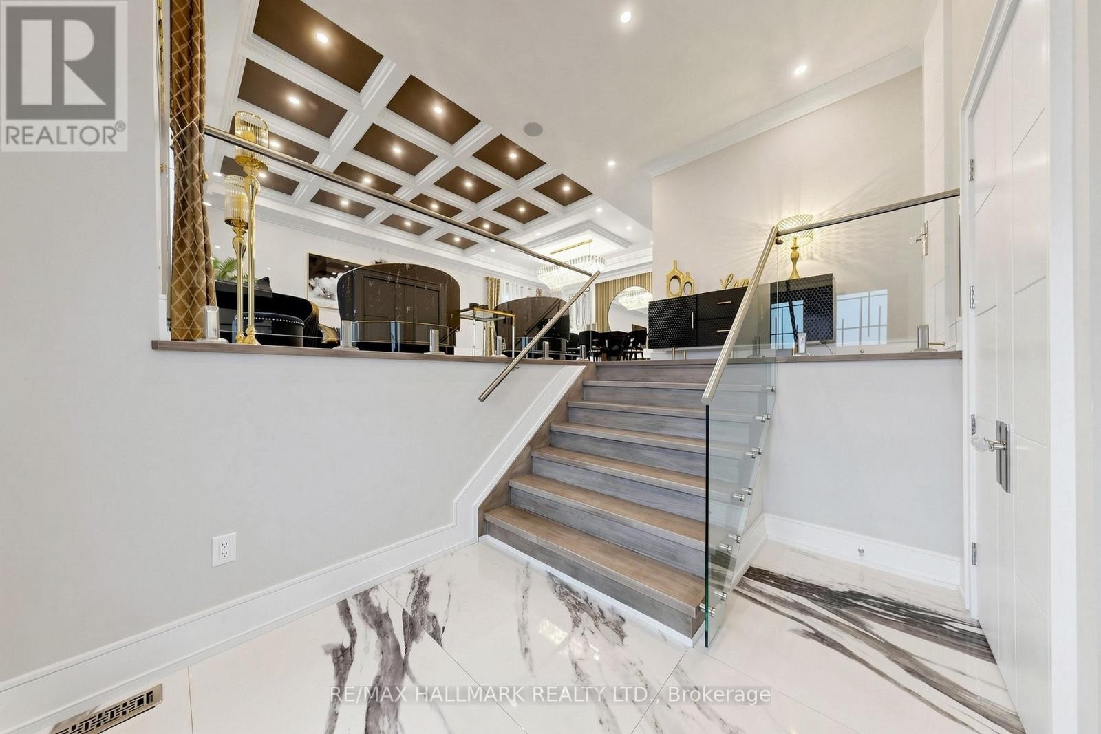 












901 WINGARDEN CRESCENT

,
Pickering (Dunbarton),




Ontario
L1V7C5

