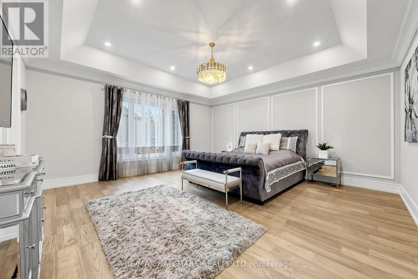 












901 WINGARDEN CRESCENT

,
Pickering (Dunbarton),




Ontario
L1V7C5

