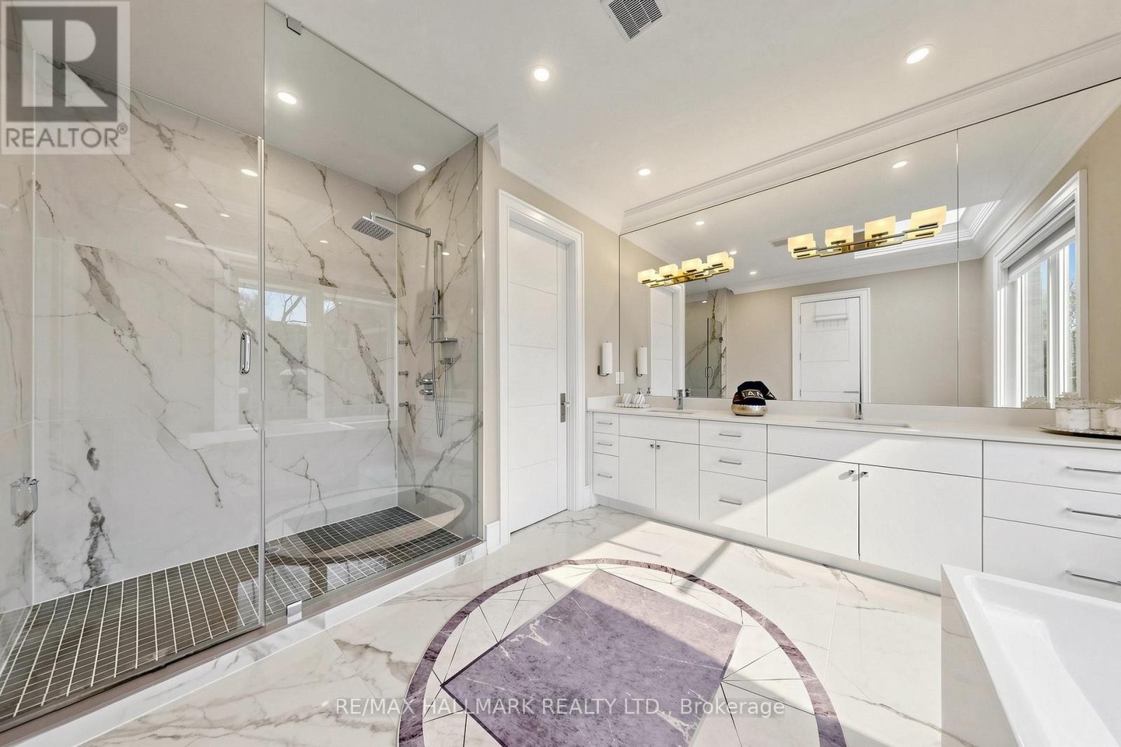 












901 WINGARDEN CRESCENT

,
Pickering (Dunbarton),




Ontario
L1V7C5


