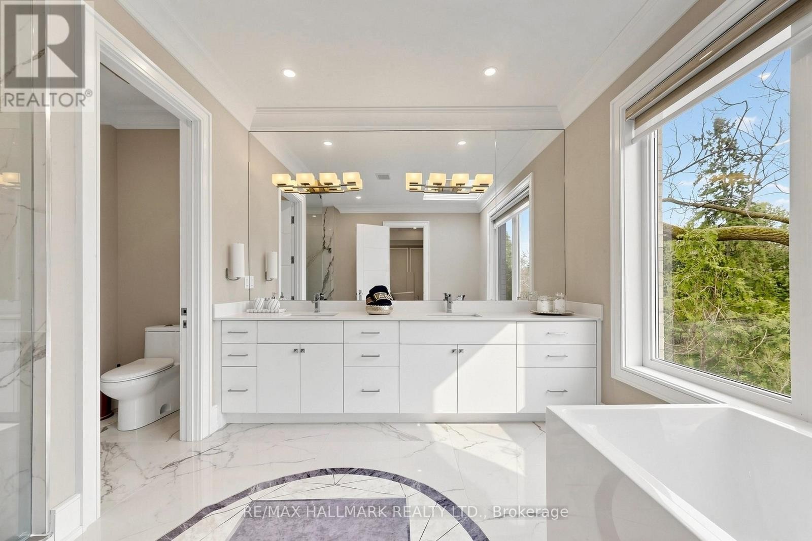 












901 WINGARDEN CRESCENT

,
Pickering (Dunbarton),




Ontario
L1V7C5

