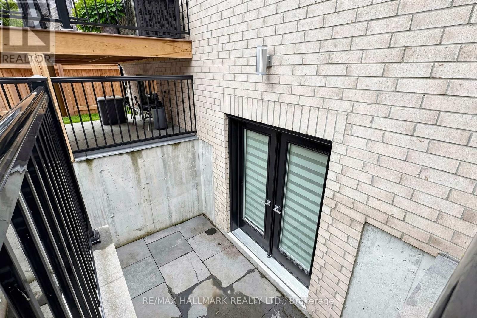 












901 WINGARDEN CRESCENT

,
Pickering (Dunbarton),




Ontario
L1V7C5


