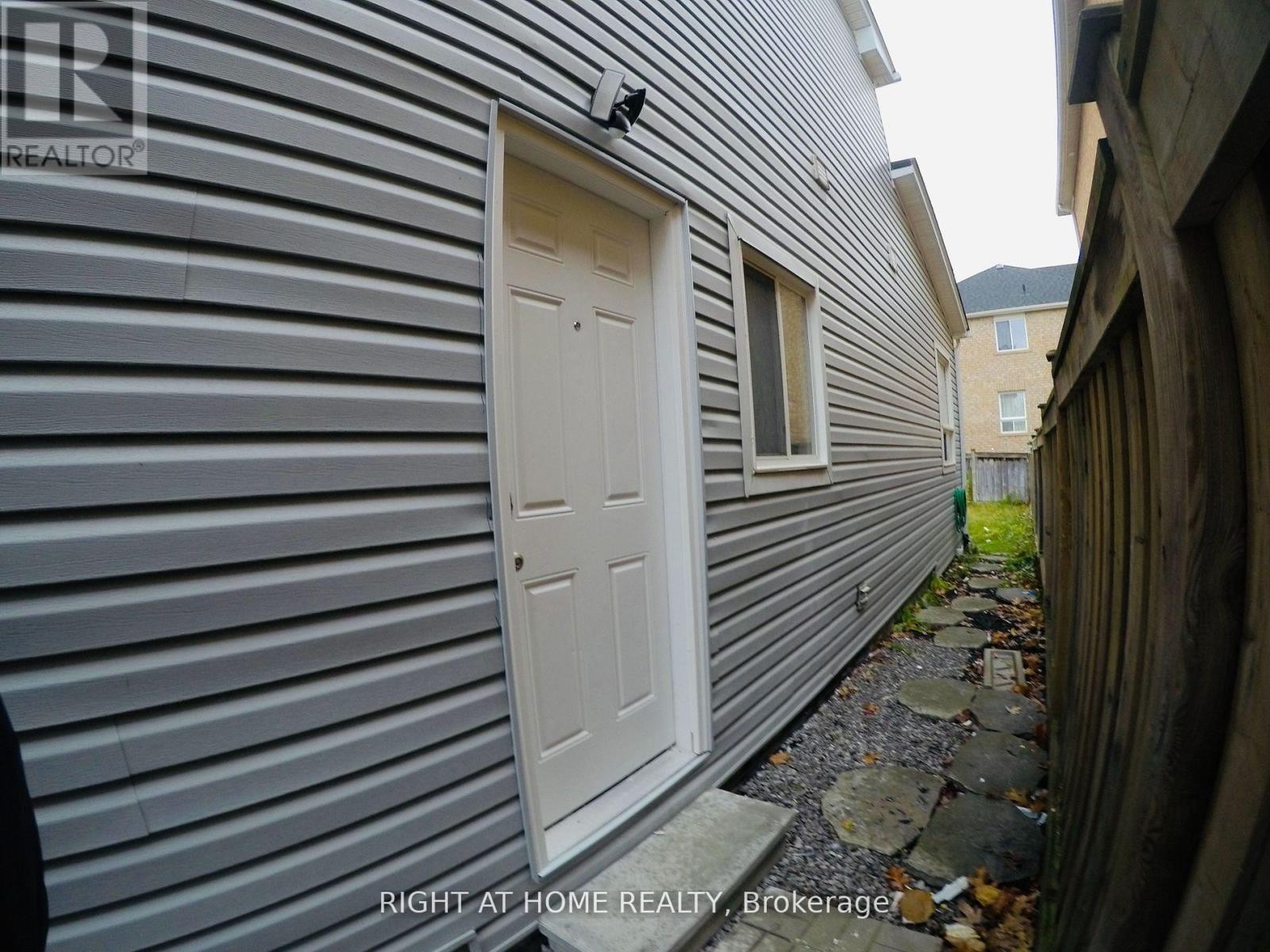 












LOWER - 1446 CORDICK STREET

,
Oshawa (Taunton),




Ontario
L1K0K2

