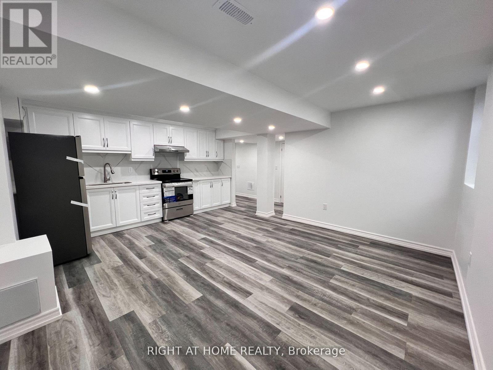












LOWER - 1446 CORDICK STREET

,
Oshawa (Taunton),




Ontario
L1K0K2

