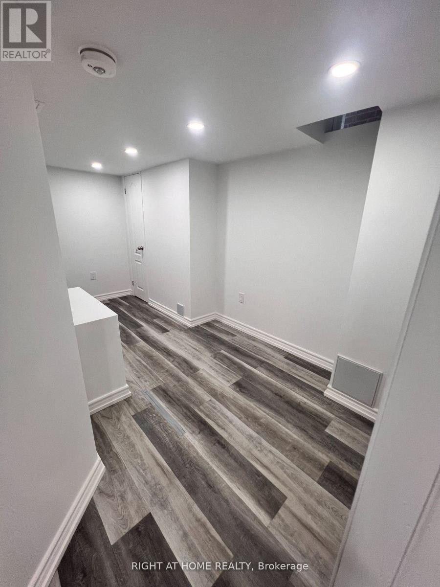 












LOWER - 1446 CORDICK STREET

,
Oshawa (Taunton),




Ontario
L1K0K2


