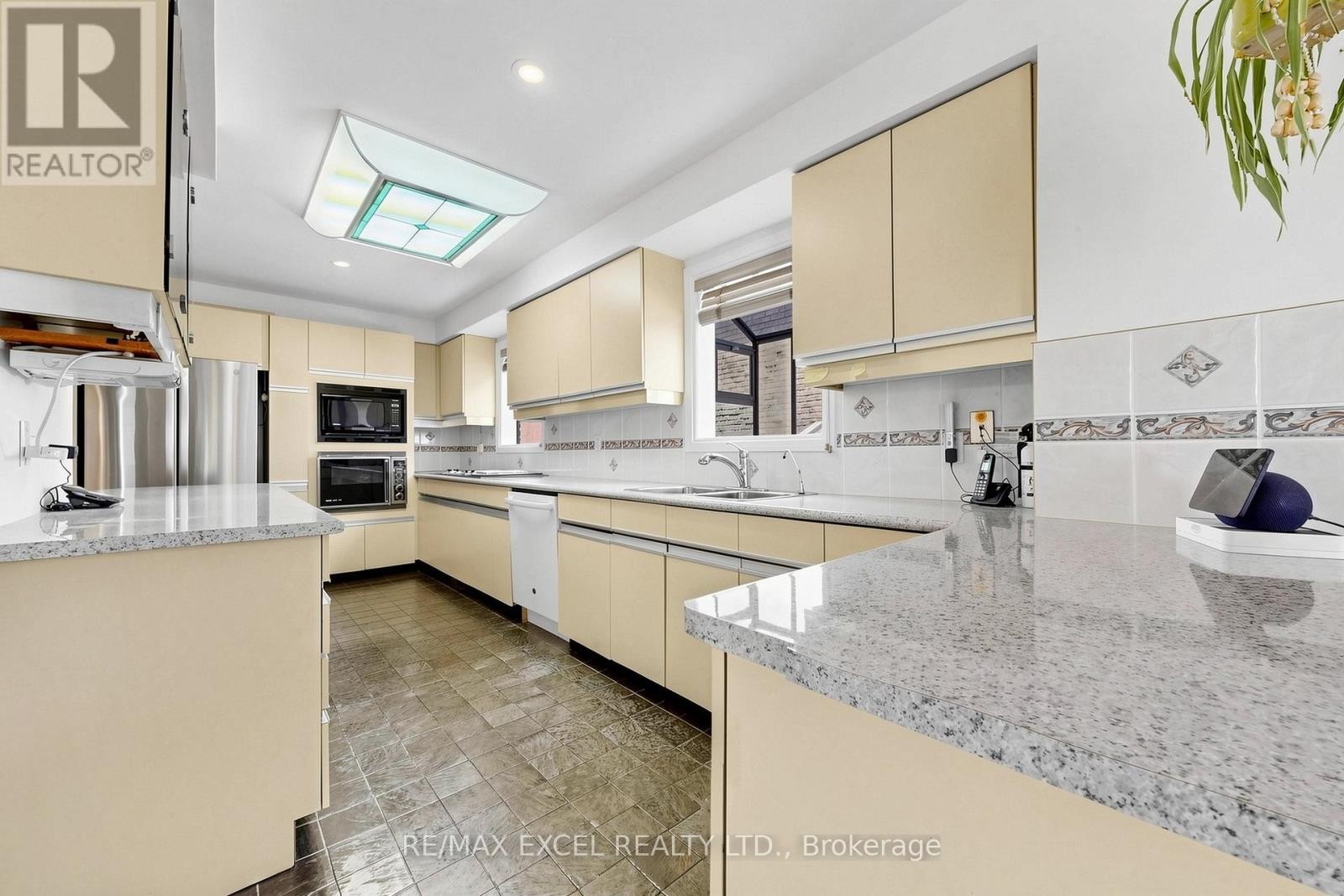 












75 BETHANY LEIGH DRIVE

,
Toronto (Agincourt North),




Ontario
M1V2N6

