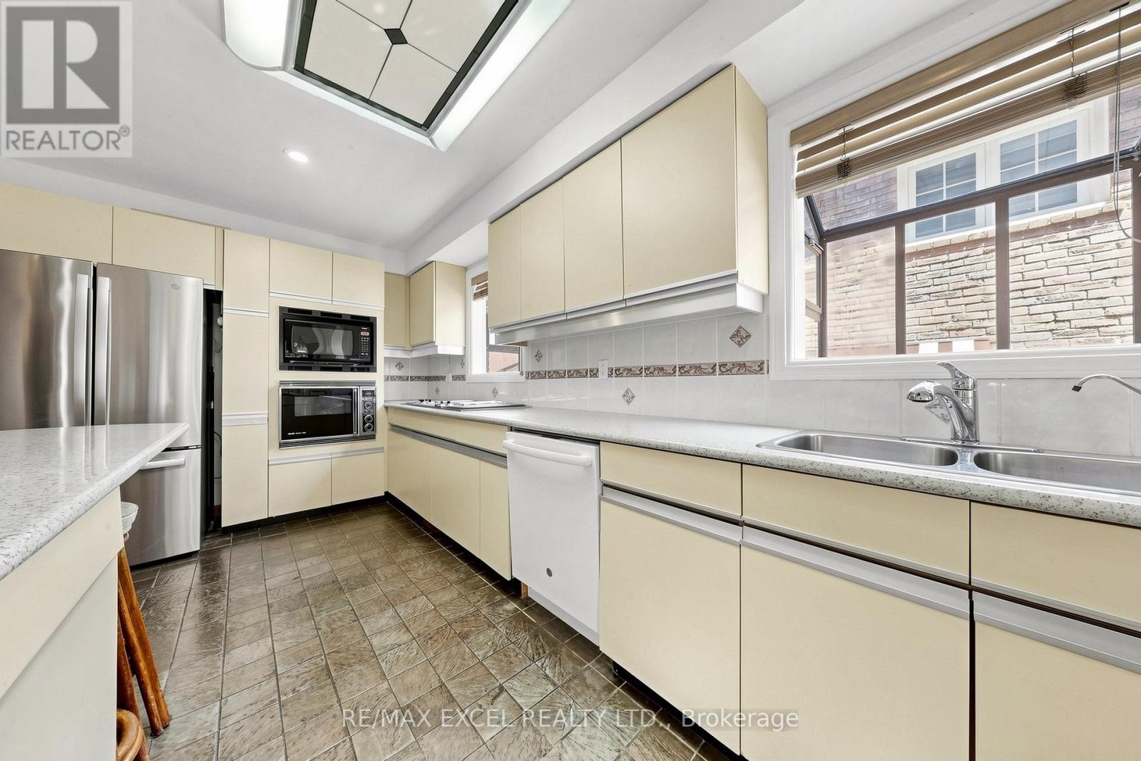 












75 BETHANY LEIGH DRIVE

,
Toronto (Agincourt North),




Ontario
M1V2N6

