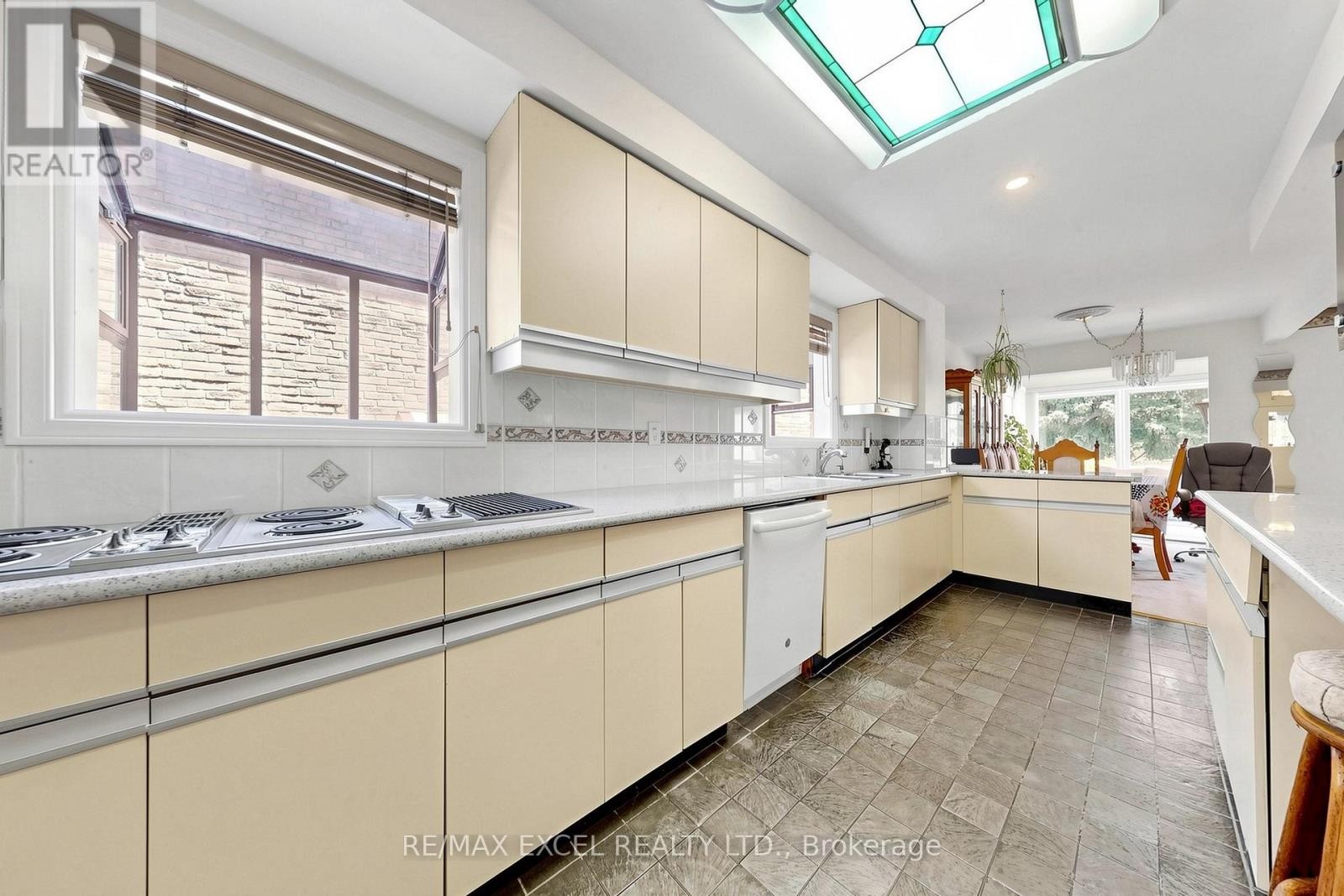 












75 BETHANY LEIGH DRIVE

,
Toronto (Agincourt North),




Ontario
M1V2N6

