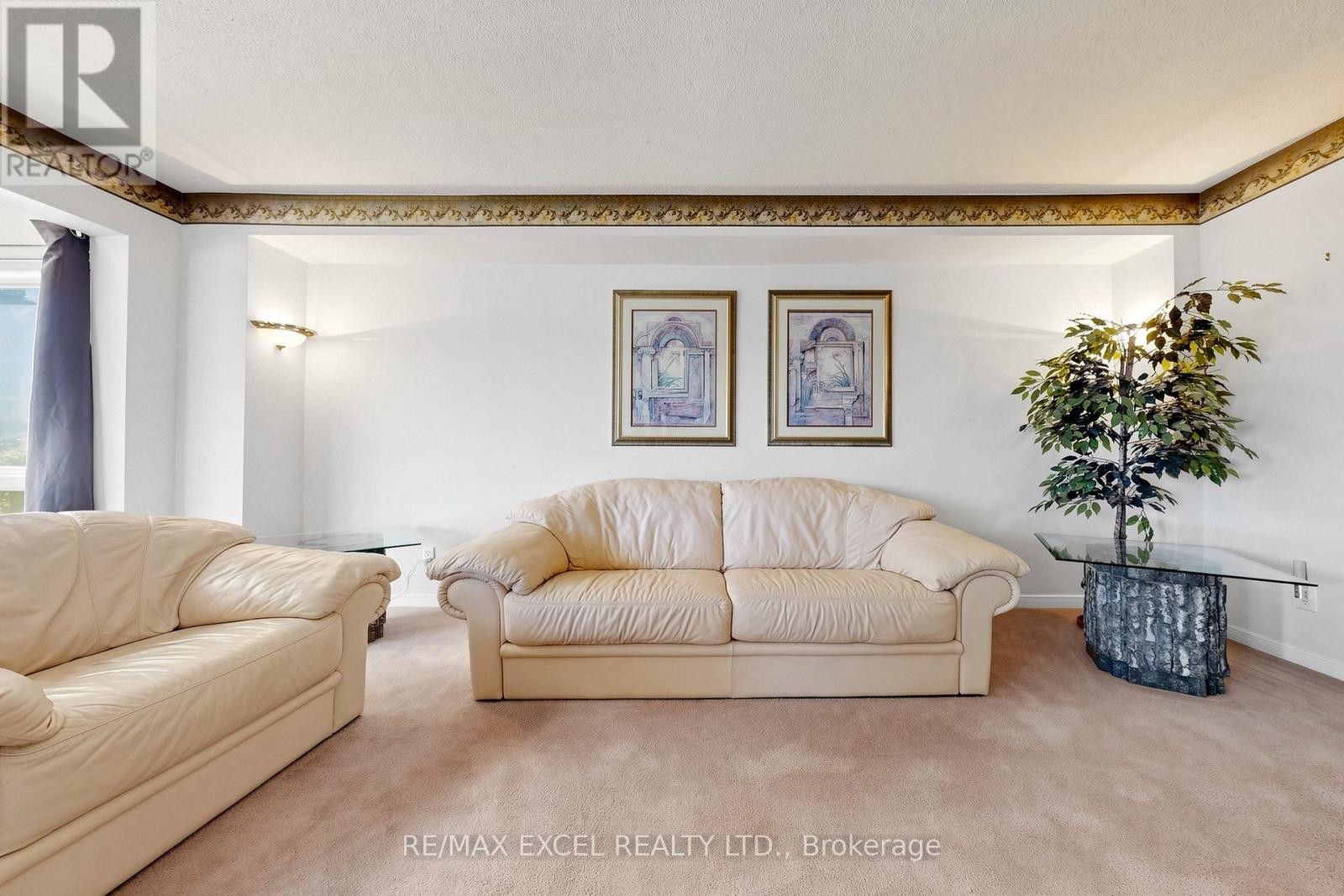 












75 BETHANY LEIGH DRIVE

,
Toronto (Agincourt North),




Ontario
M1V2N6

