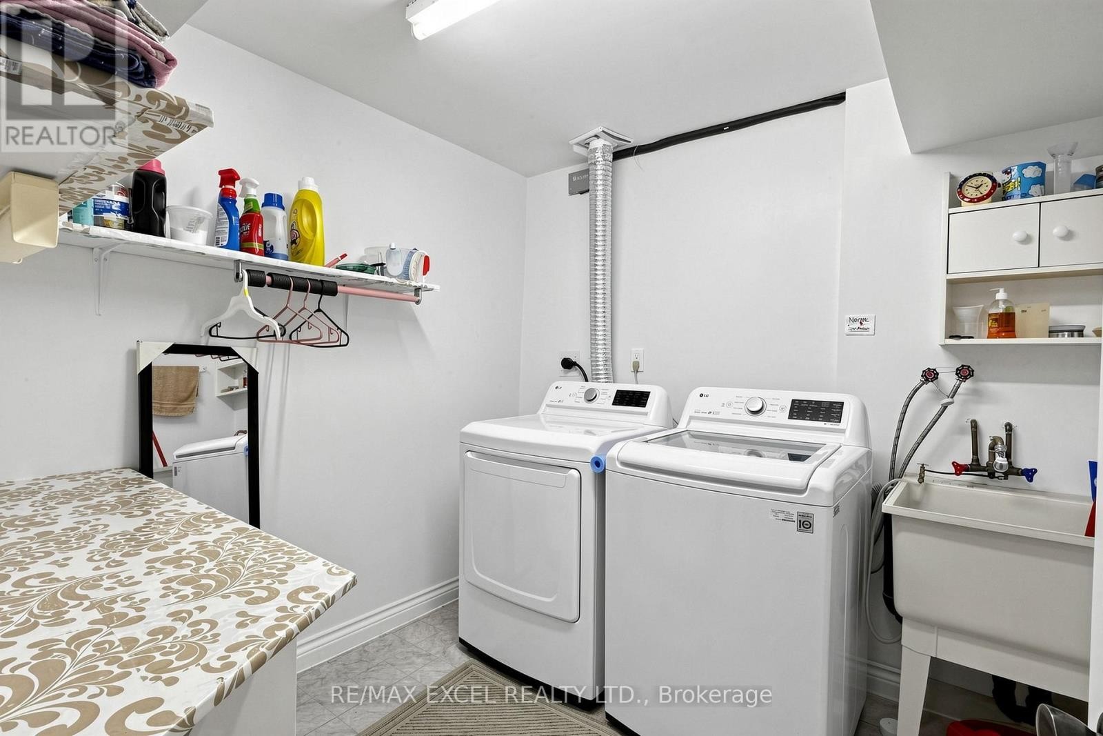 












75 BETHANY LEIGH DRIVE

,
Toronto (Agincourt North),




Ontario
M1V2N6

