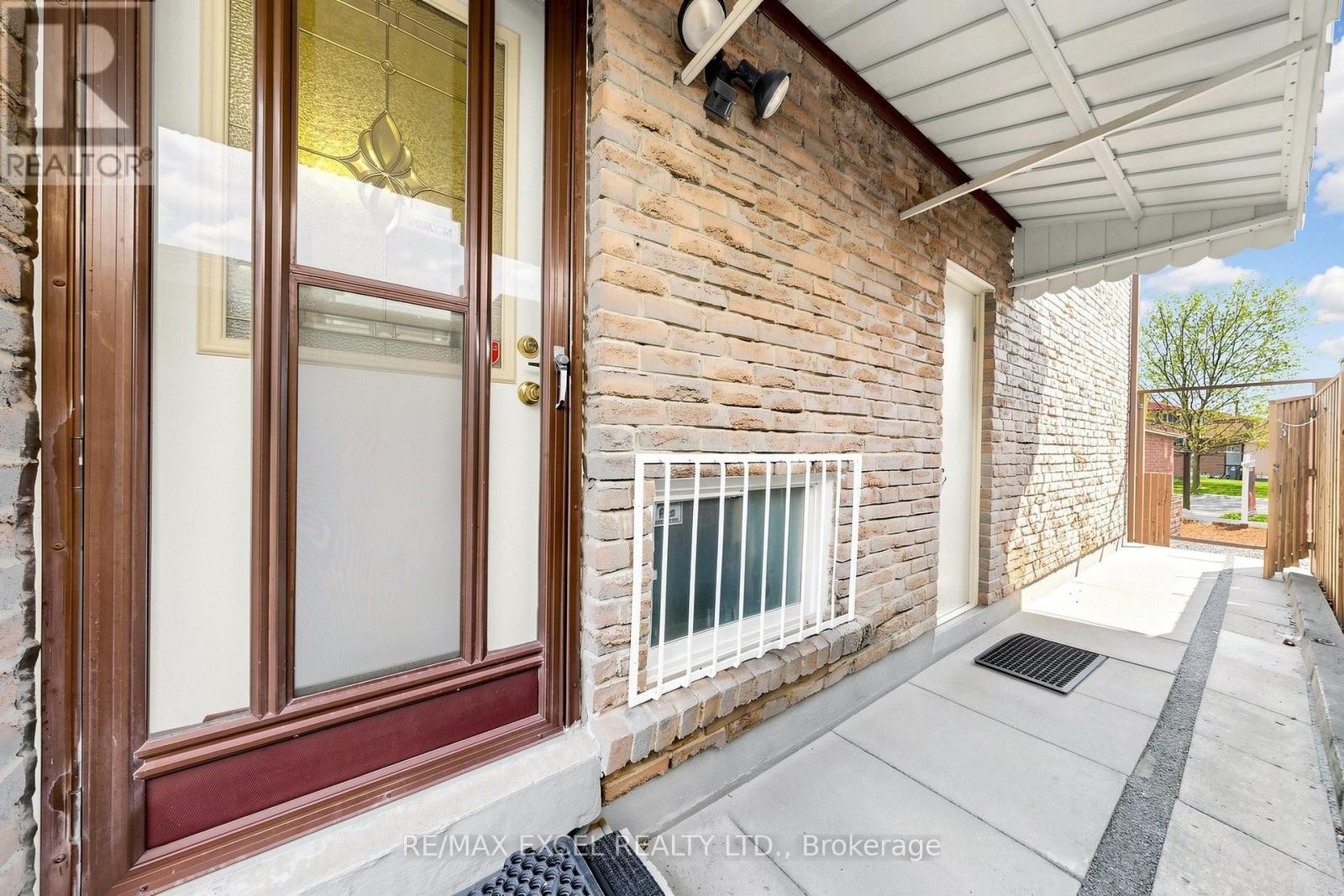 












75 BETHANY LEIGH DRIVE

,
Toronto (Agincourt North),




Ontario
M1V2N6

