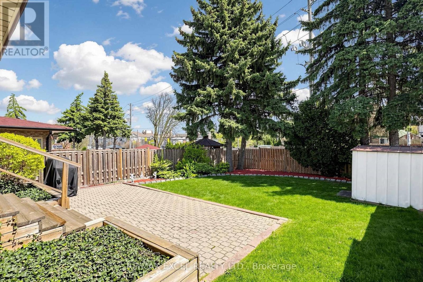 












75 BETHANY LEIGH DRIVE

,
Toronto (Agincourt North),




Ontario
M1V2N6

