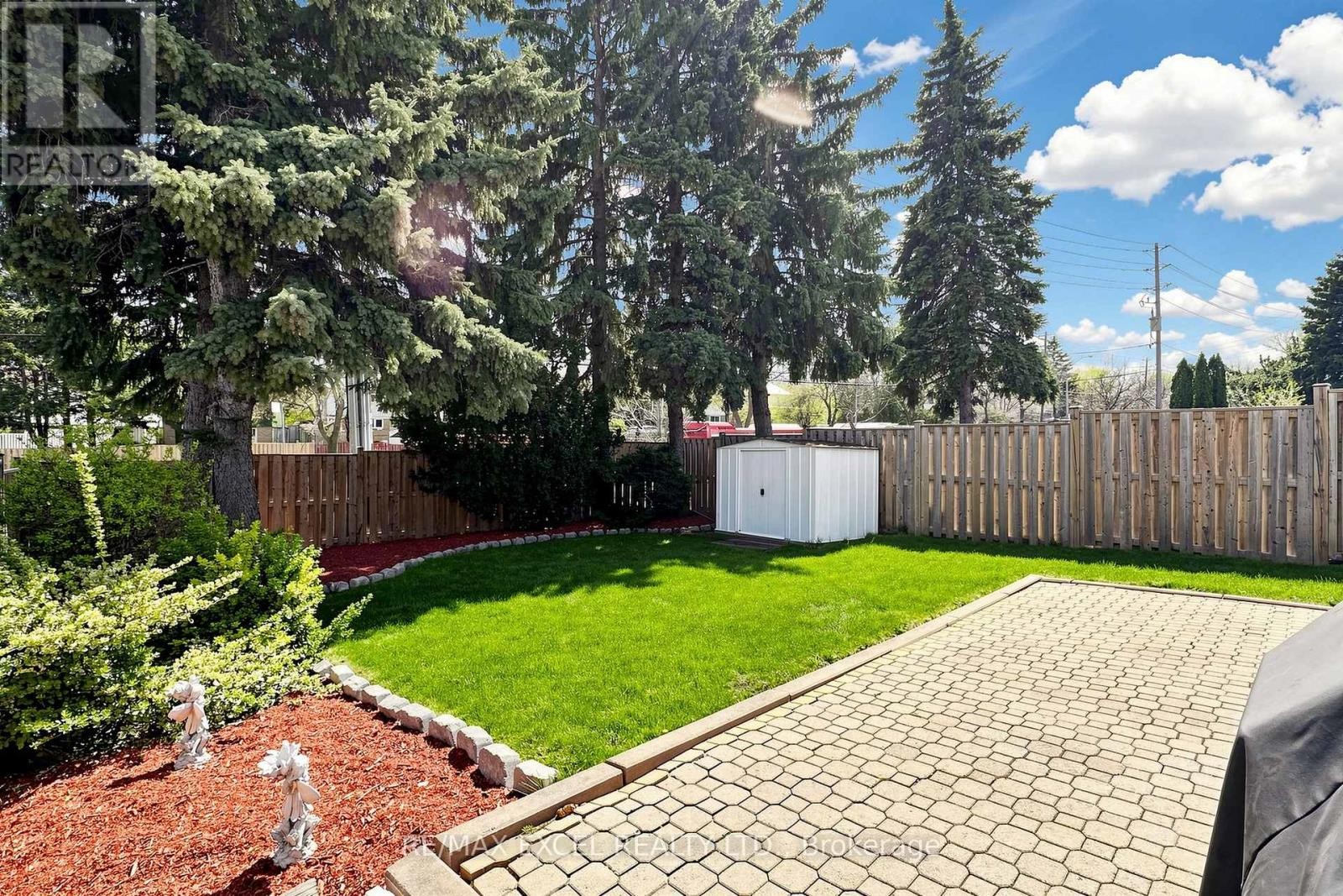 












75 BETHANY LEIGH DRIVE

,
Toronto (Agincourt North),




Ontario
M1V2N6

