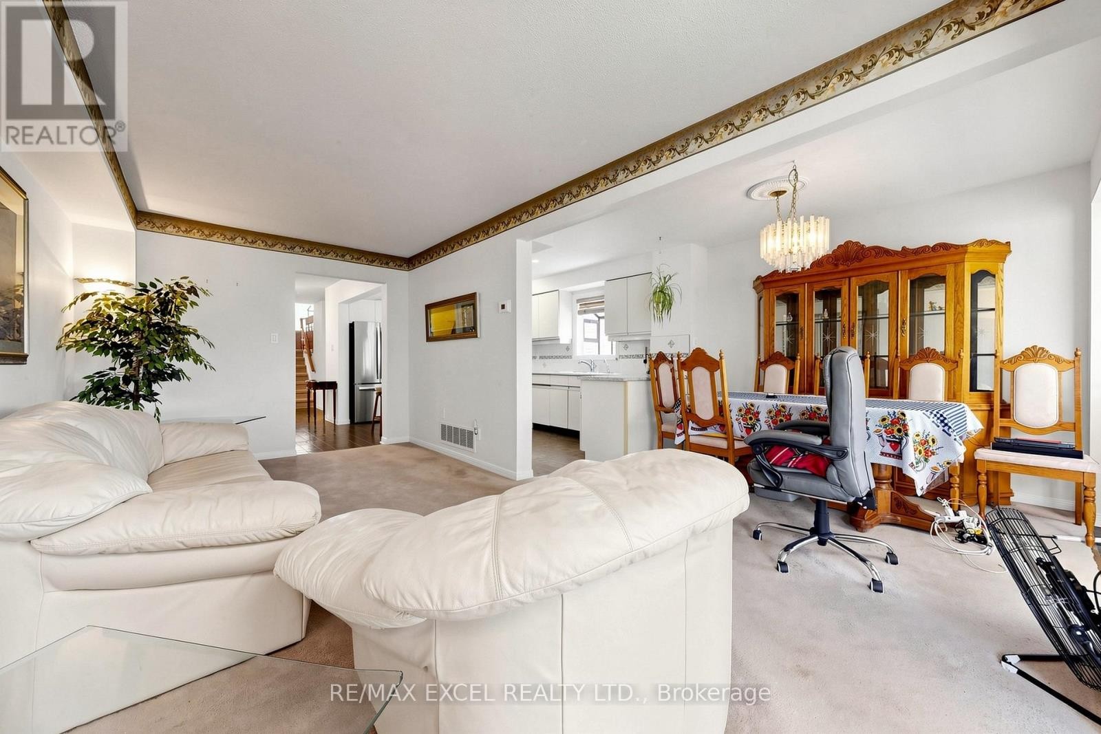 












75 BETHANY LEIGH DRIVE

,
Toronto (Agincourt North),




Ontario
M1V2N6

