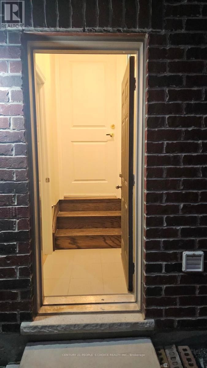 












BASEMENT - 9 VICKERY STREET E

,
Whitby,




Ontario
L1P0L1

