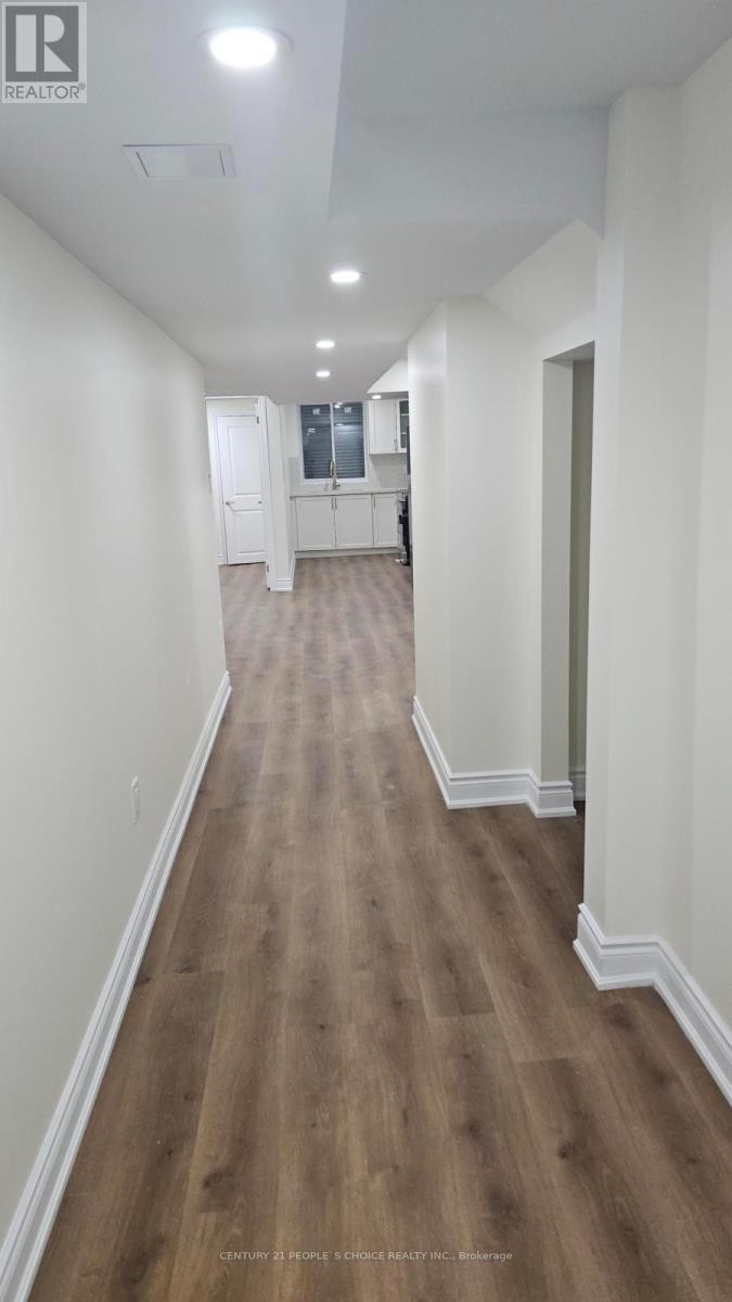












BASEMENT - 9 VICKERY STREET E

,
Whitby,




Ontario
L1P0L1

