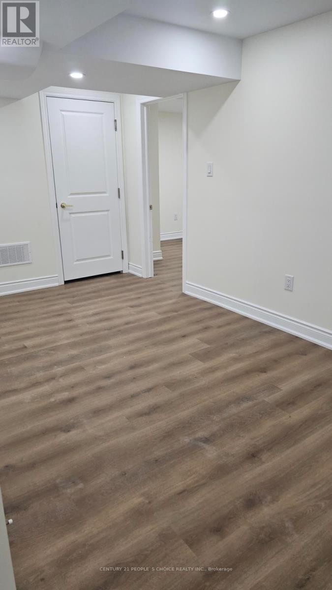 












BASEMENT - 9 VICKERY STREET E

,
Whitby,




Ontario
L1P0L1

