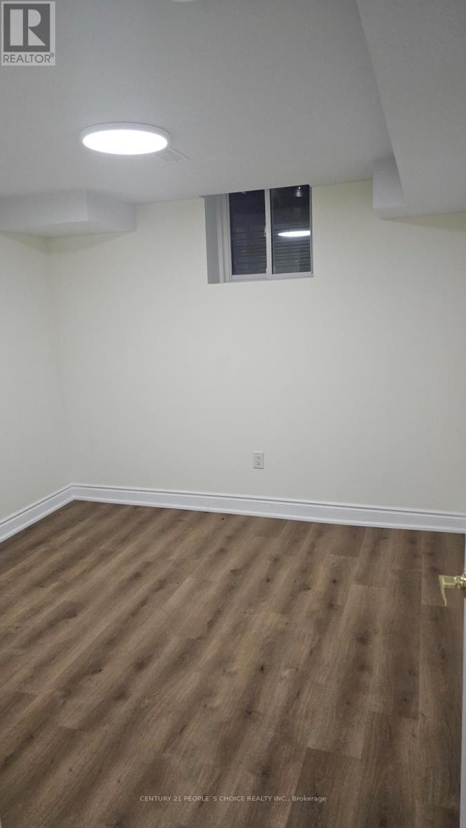 












BASEMENT - 9 VICKERY STREET E

,
Whitby,




Ontario
L1P0L1

