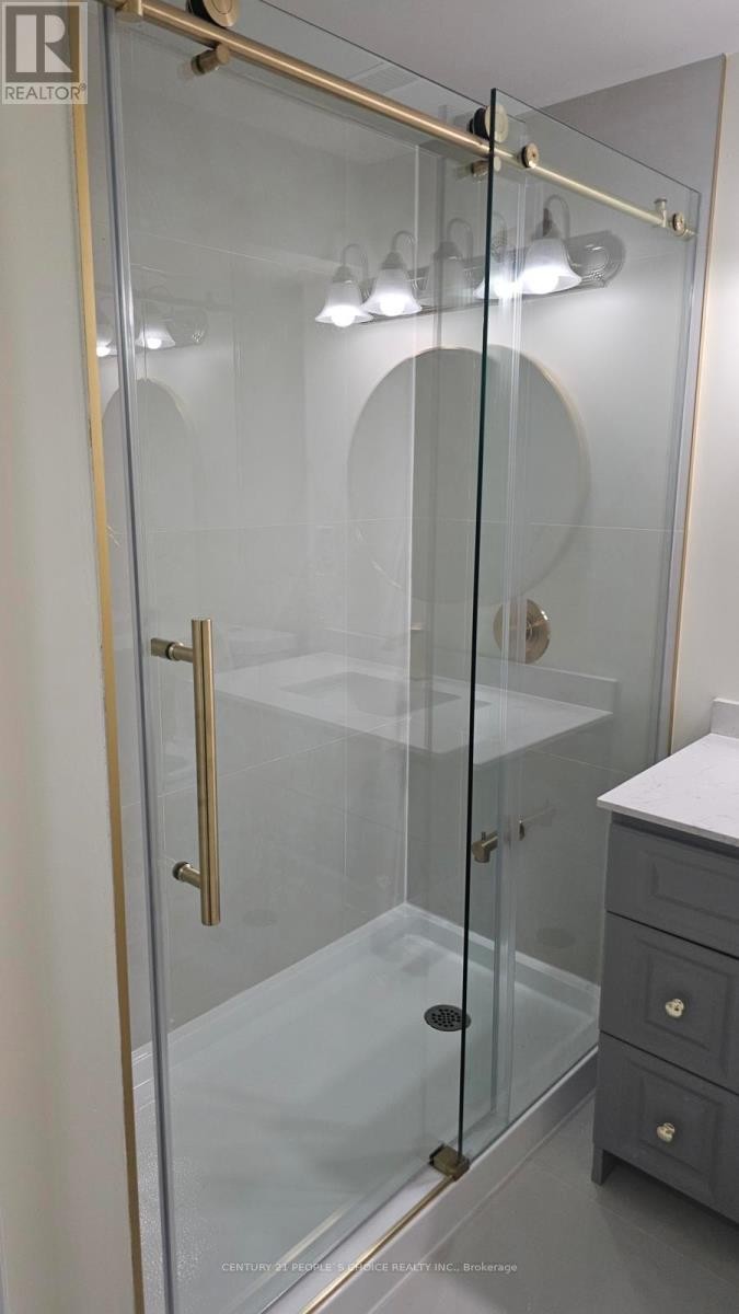 












BASEMENT - 9 VICKERY STREET E

,
Whitby,




Ontario
L1P0L1

