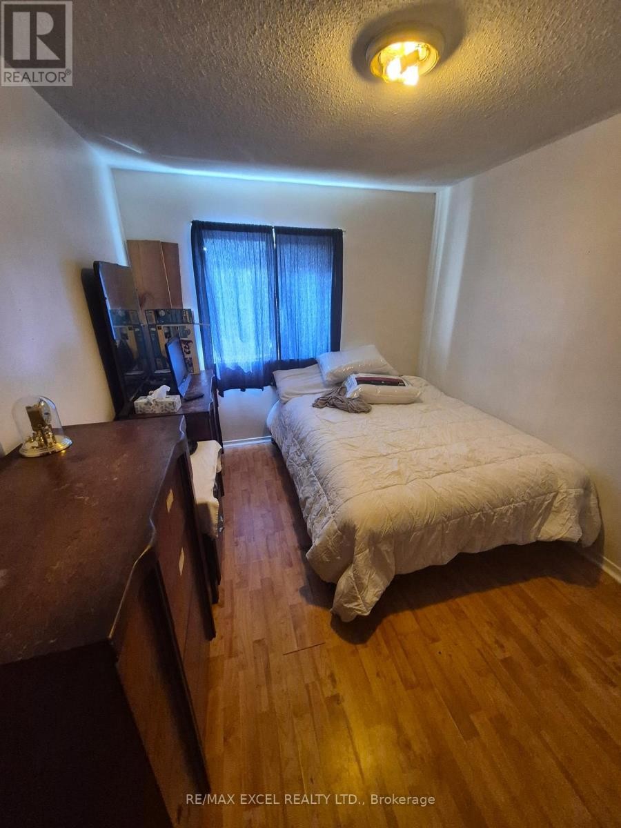 












106 - 4662 KINGSTON ROAD

,
Toronto (West Hill),




Ontario
M1E4Y7

