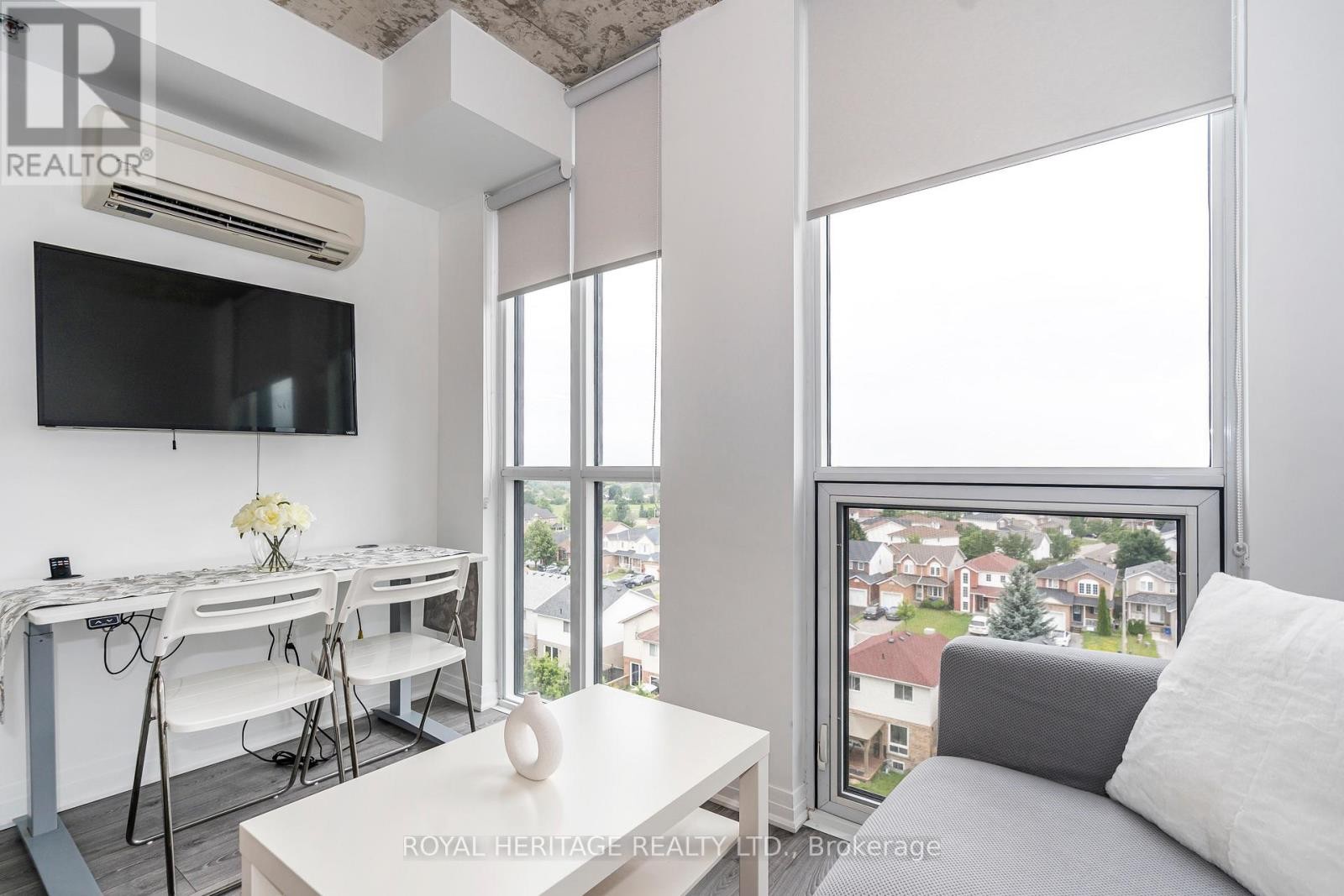 












614 - 1900 SIMCOE STREET N

,
Oshawa (Samac),




Ontario
L1G4Y3

