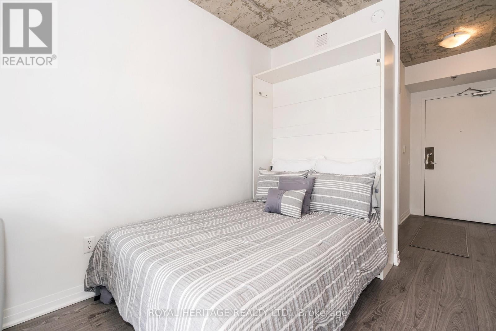 












614 - 1900 SIMCOE STREET N

,
Oshawa (Samac),




Ontario
L1G4Y3

