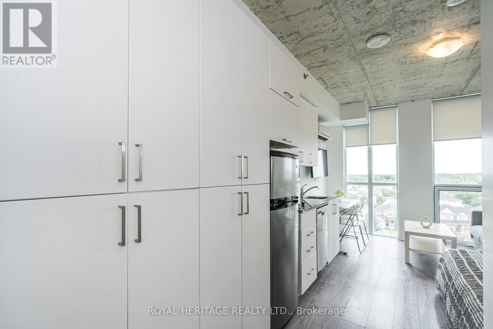 












614 - 1900 SIMCOE STREET N

,
Oshawa (Samac),




Ontario
L1G4Y3

