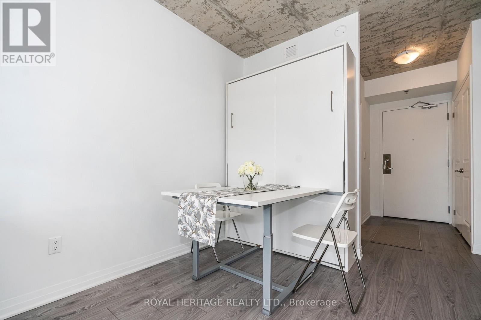 












614 - 1900 SIMCOE STREET N

,
Oshawa (Samac),




Ontario
L1G4Y3

