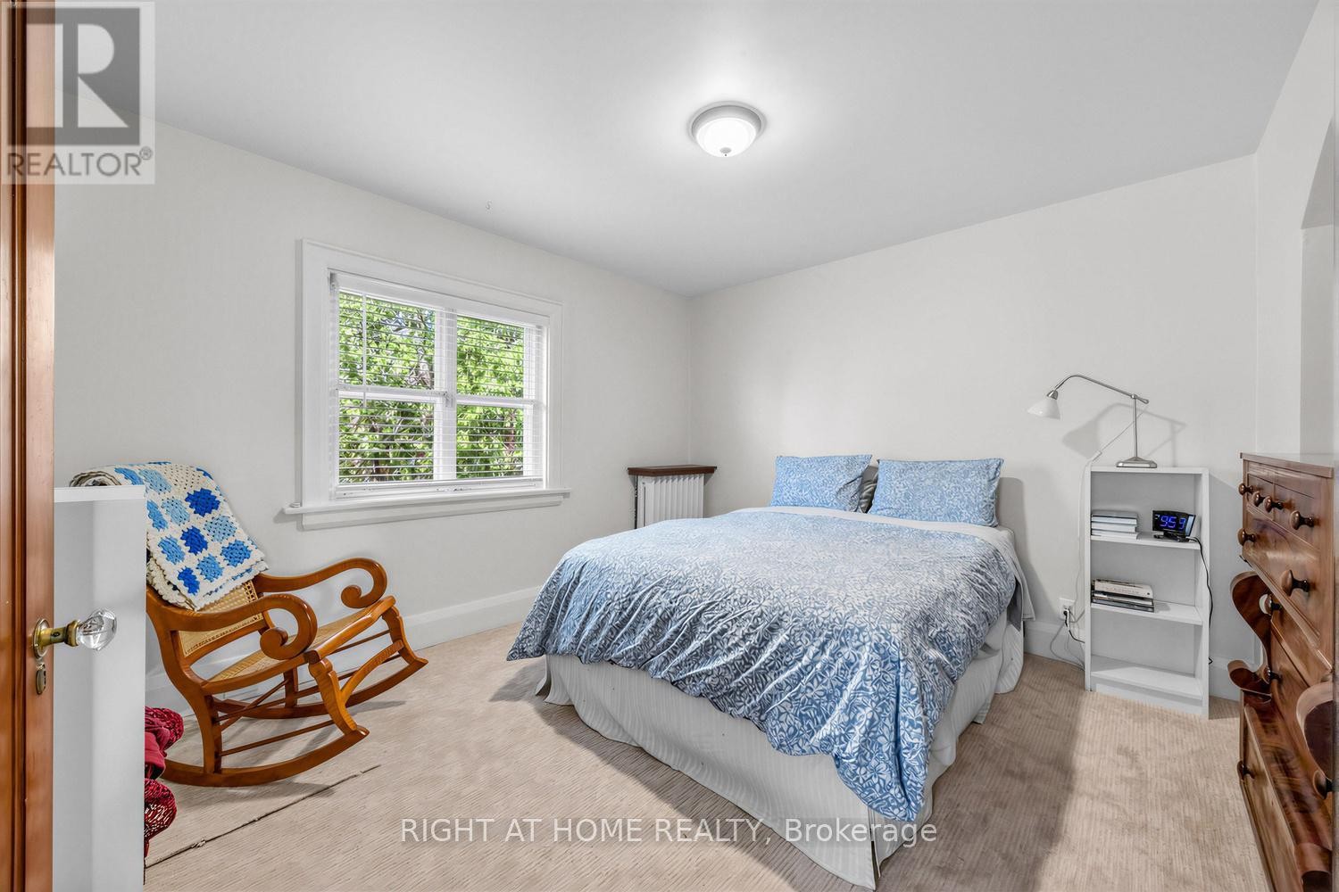 












26 MARYLAND BOULEVARD

,
Toronto (Crescent Town),




Ontario
M4C5C9

