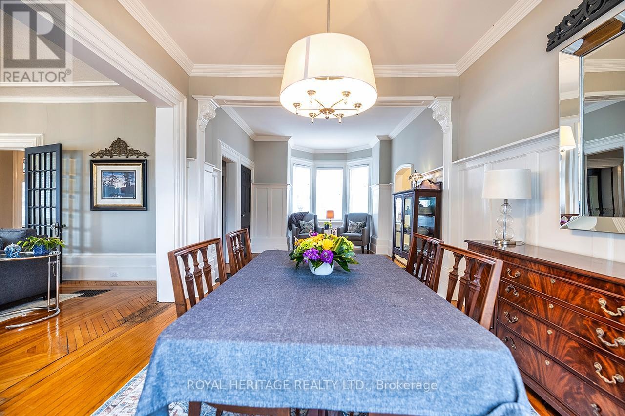 












220 COCHRANE STREET

,
Scugog (Port Perry),




Ontario
L9L1M1

