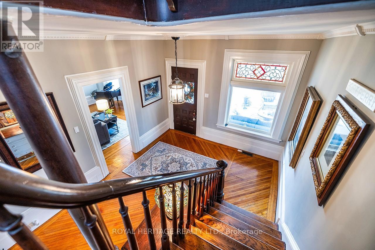 












220 COCHRANE STREET

,
Scugog (Port Perry),




Ontario
L9L1M1


