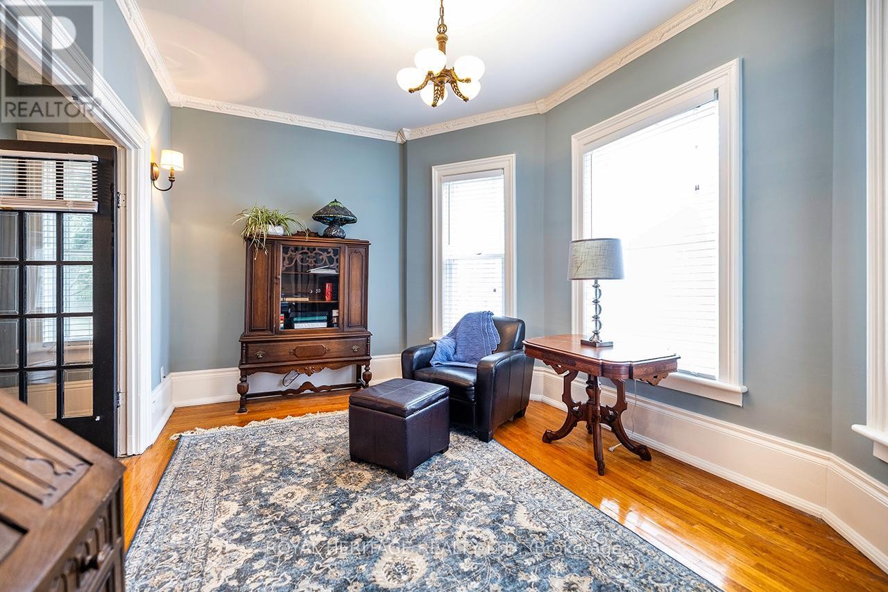 












220 COCHRANE STREET

,
Scugog (Port Perry),




Ontario
L9L1M1

