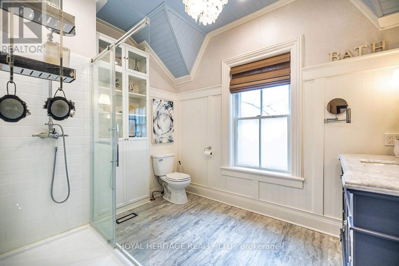 












220 COCHRANE STREET

,
Scugog (Port Perry),




Ontario
L9L1M1

