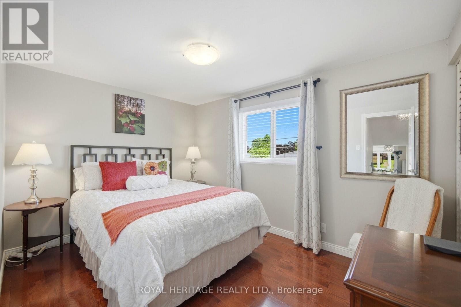 












115 CLOVER RIDGE DRIVE E

,
Ajax (South East),




Ontario
L1S1H1

