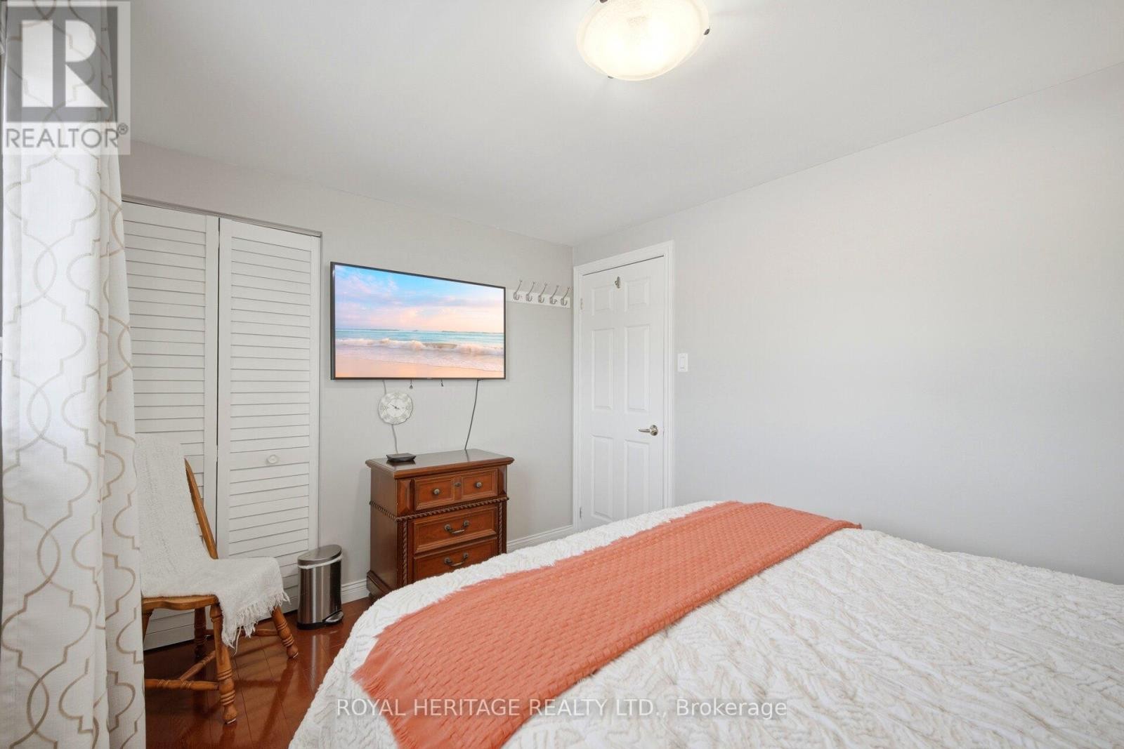 












115 CLOVER RIDGE DRIVE E

,
Ajax (South East),




Ontario
L1S1H1

