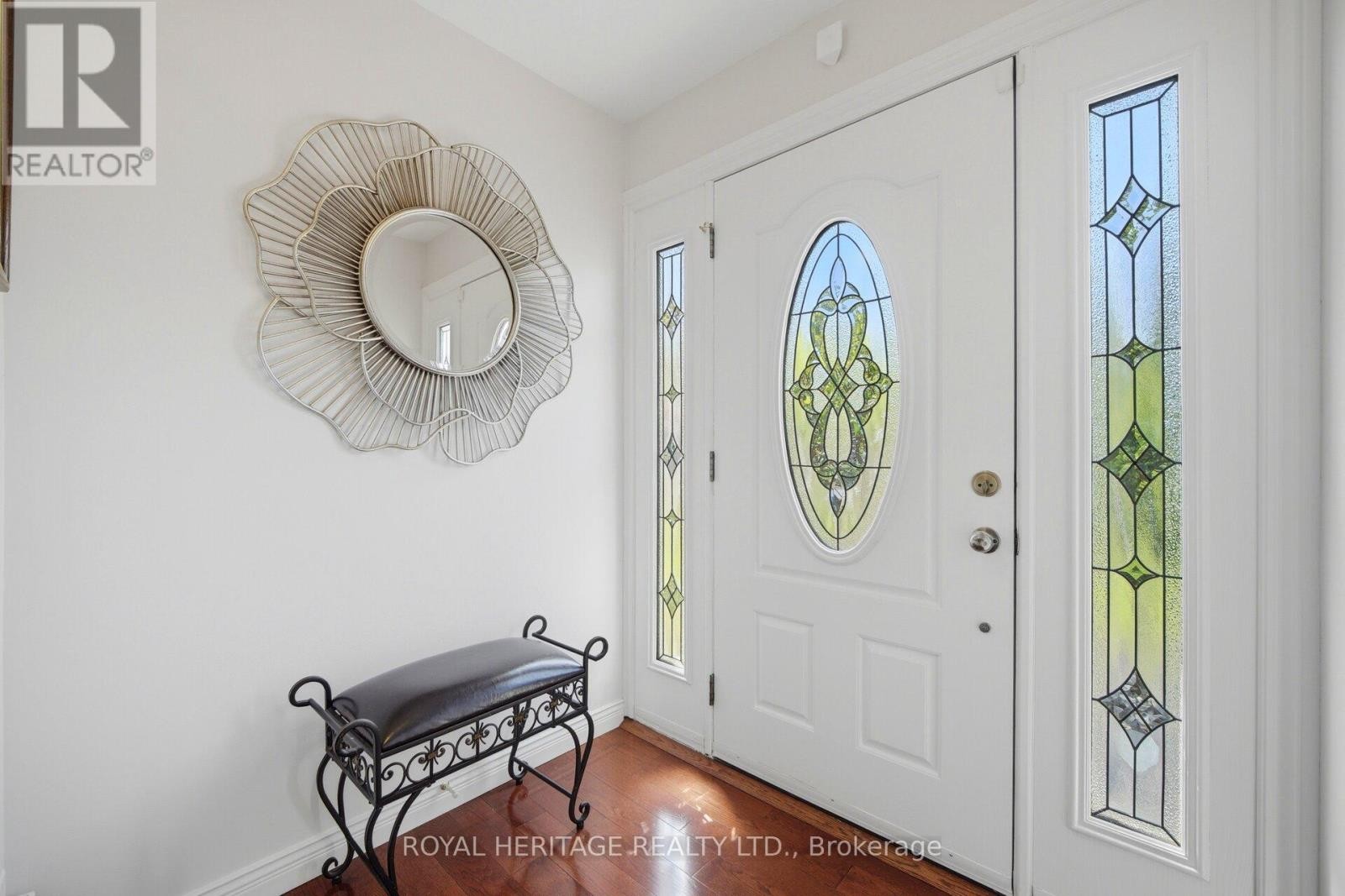 












115 CLOVER RIDGE DRIVE E

,
Ajax (South East),




Ontario
L1S1H1

