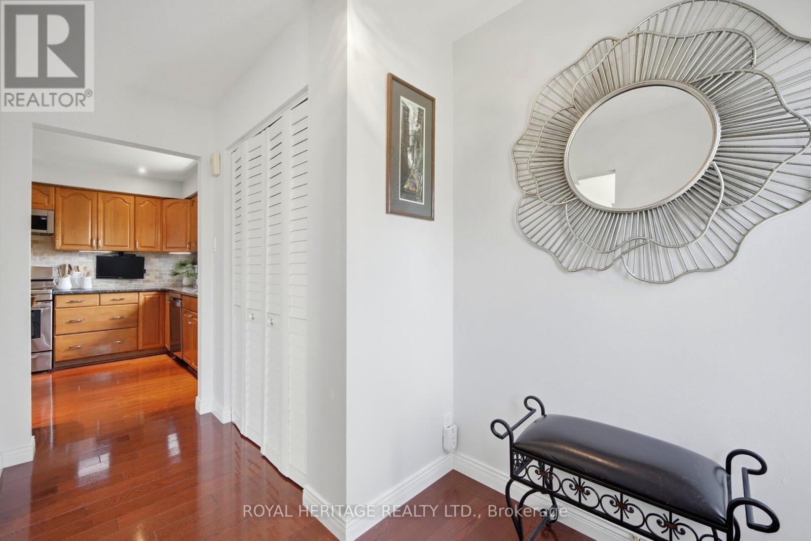 












115 CLOVER RIDGE DRIVE E

,
Ajax (South East),




Ontario
L1S1H1

