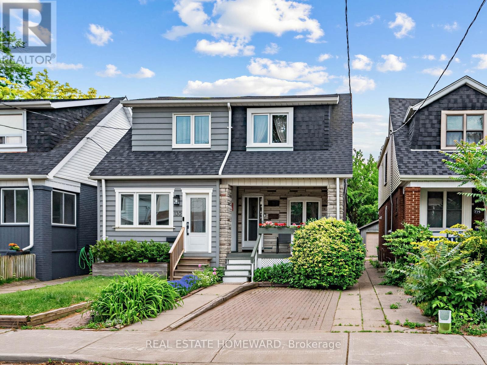 












132 WOODMOUNT AVENUE

,
Toronto (Danforth Village-East York),




Ontario
M4C3Y8

