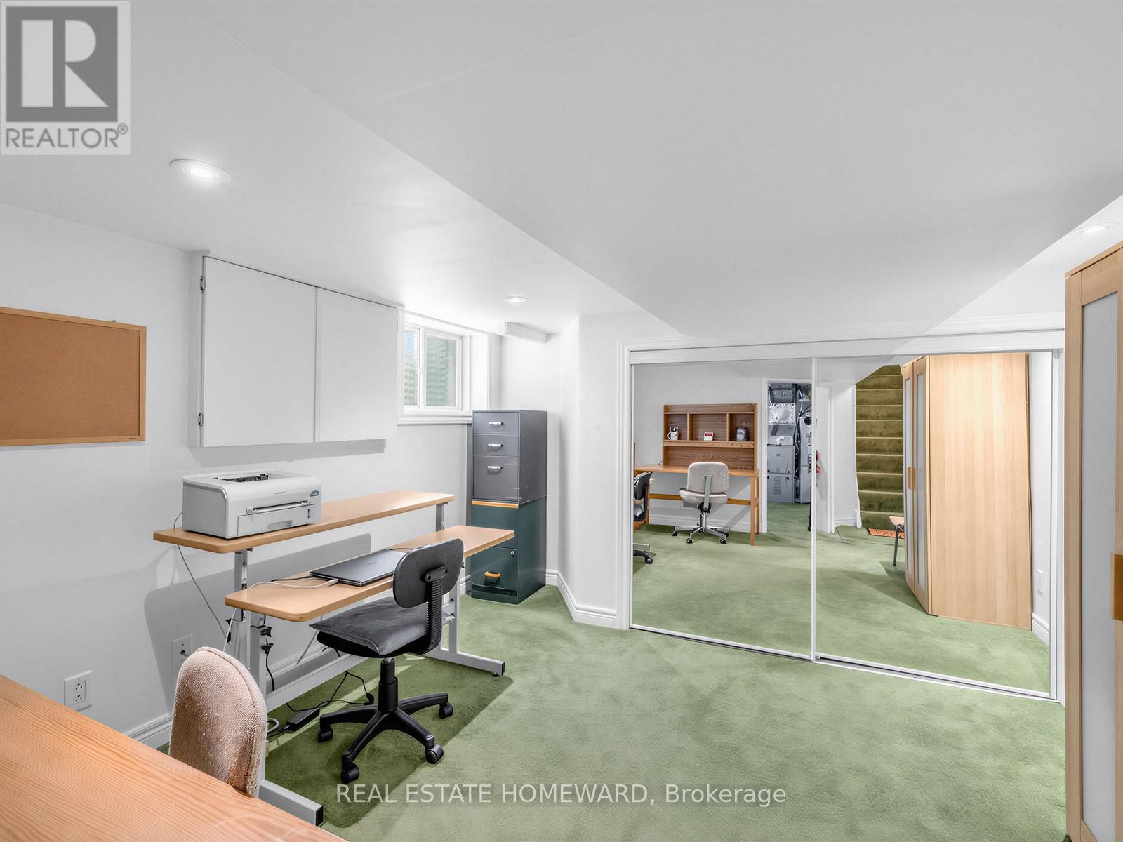 












132 WOODMOUNT AVENUE

,
Toronto (Danforth Village-East York),




Ontario
M4C3Y8

