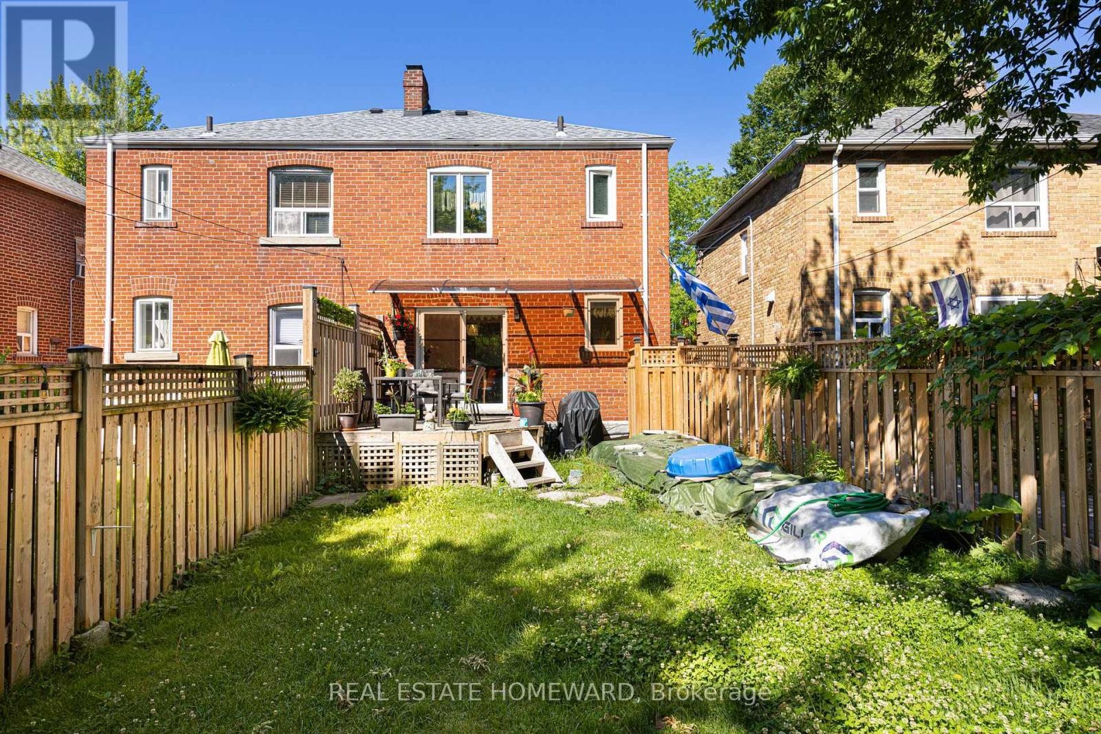 












69 HERTLE AVENUE

,
Toronto (Greenwood-Coxwell),




Ontario
M4L2T3

