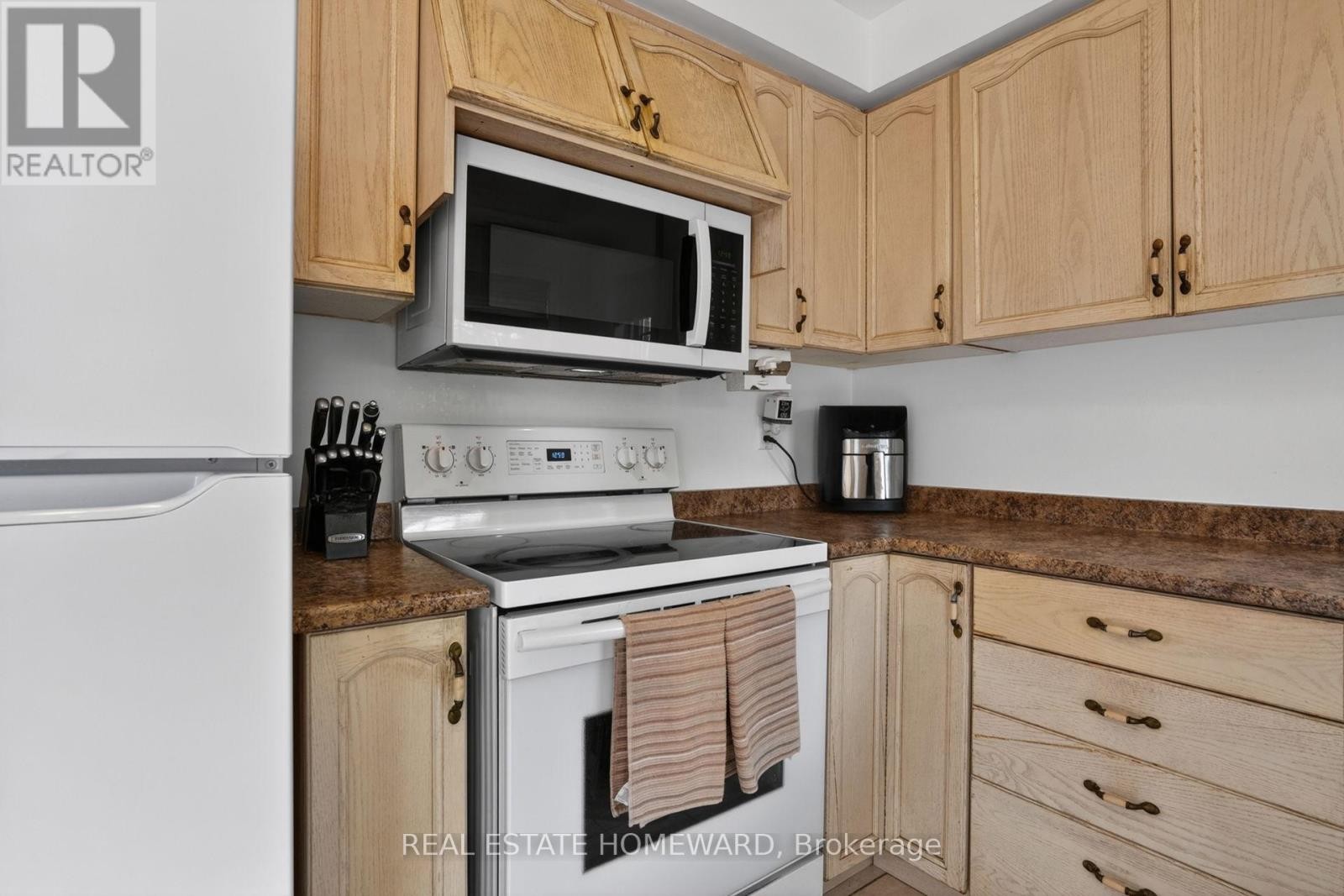 












133 TREMOUNT STREET

,
Whitby (Brooklin),




Ontario
L1M1G1

