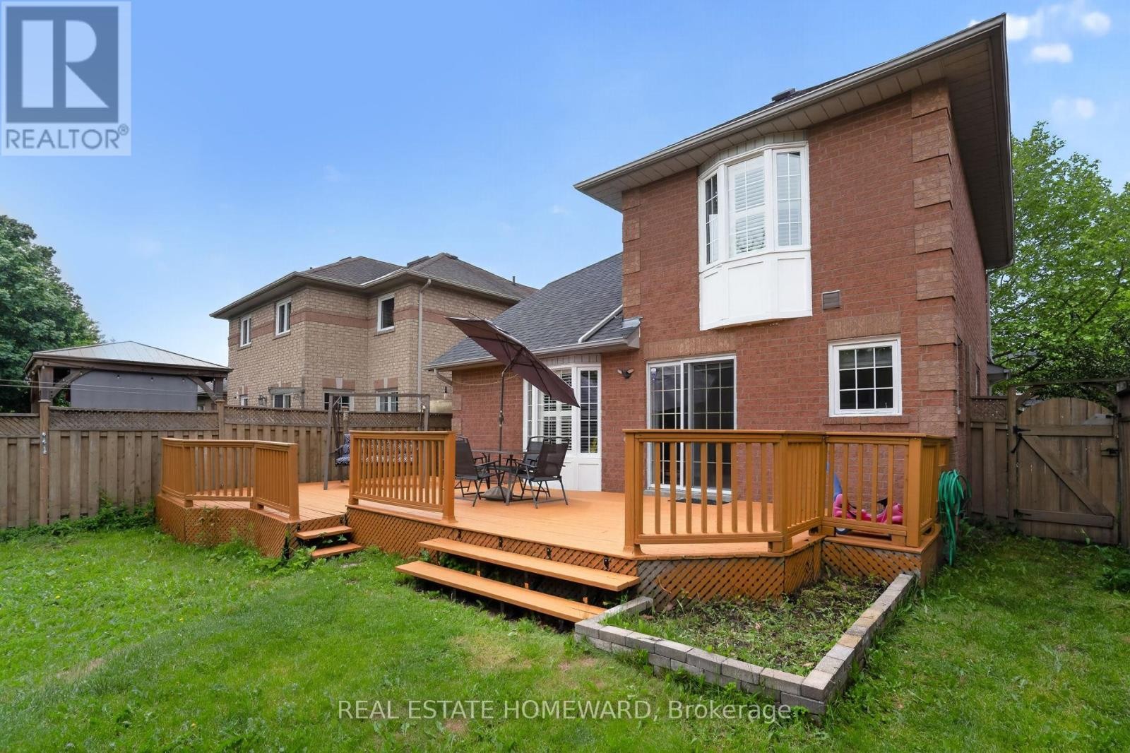 












133 TREMOUNT STREET

,
Whitby (Brooklin),




Ontario
L1M1G1

