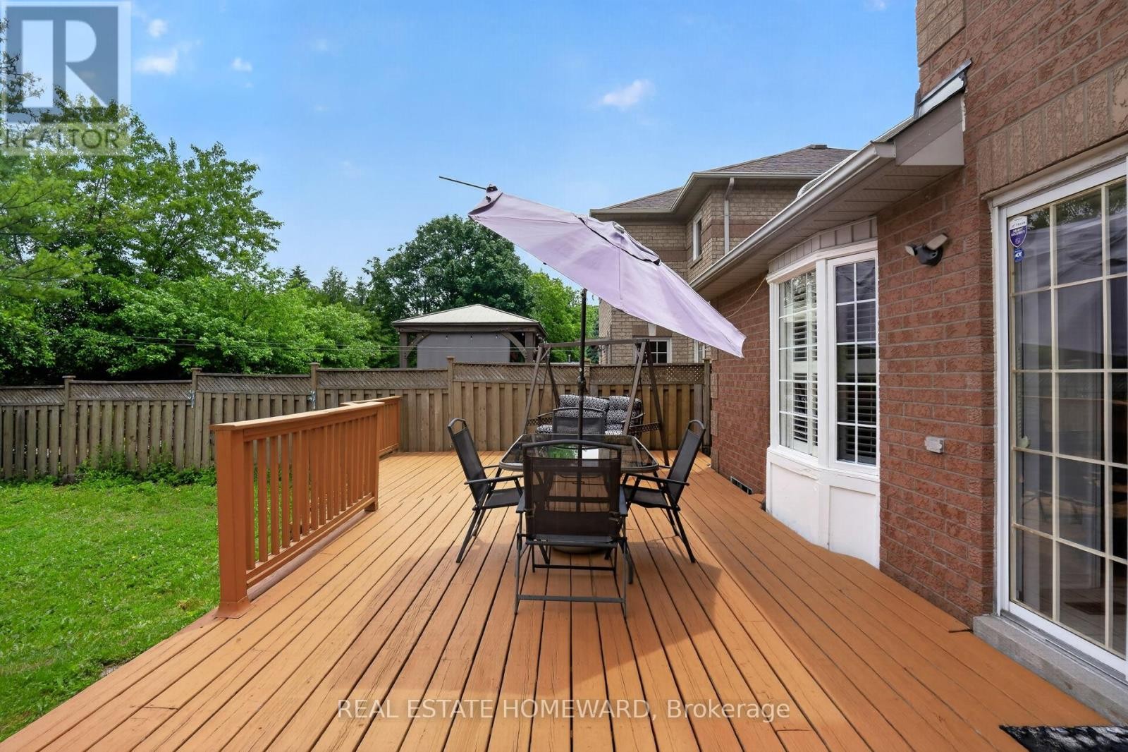 












133 TREMOUNT STREET

,
Whitby (Brooklin),




Ontario
L1M1G1

